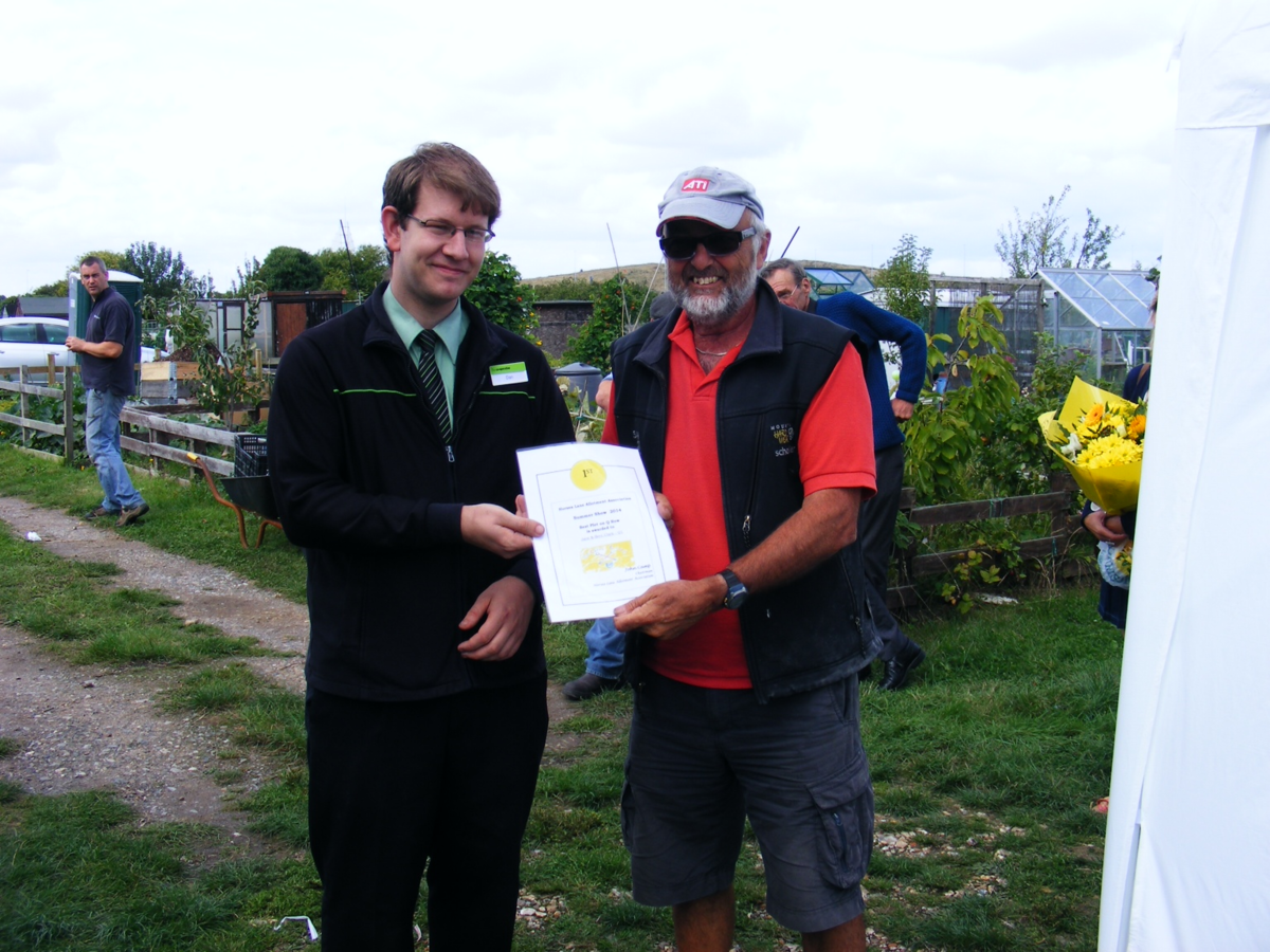 Bernie & Jane Clark - Best in Q Row